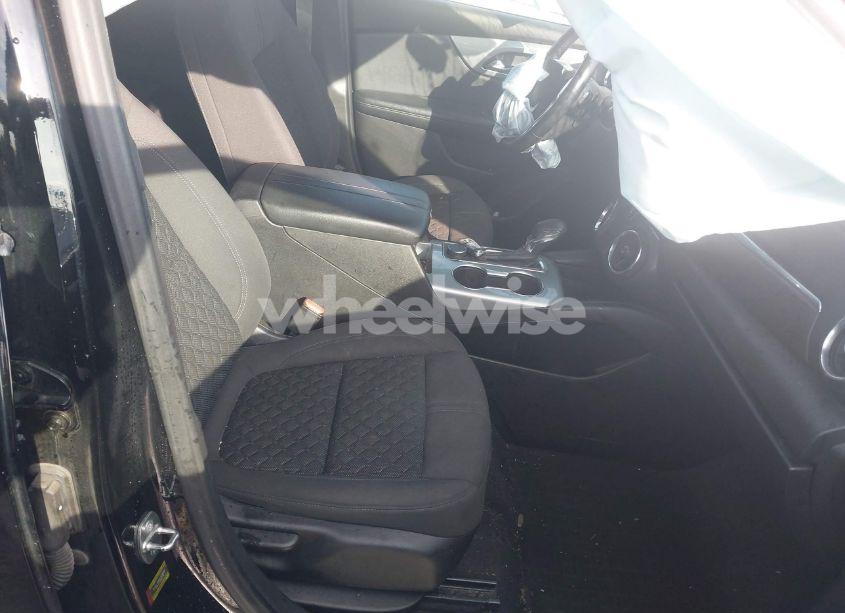 Photo 5 of 2020 Chevrolet Blazer FWD 2LT (VIN 3GNKBCRS7LS610653)