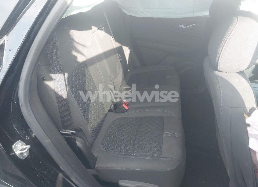 Photo 8 of 2020 Chevrolet Blazer FWD 2LT (VIN 3GNKBCRS7LS610653)