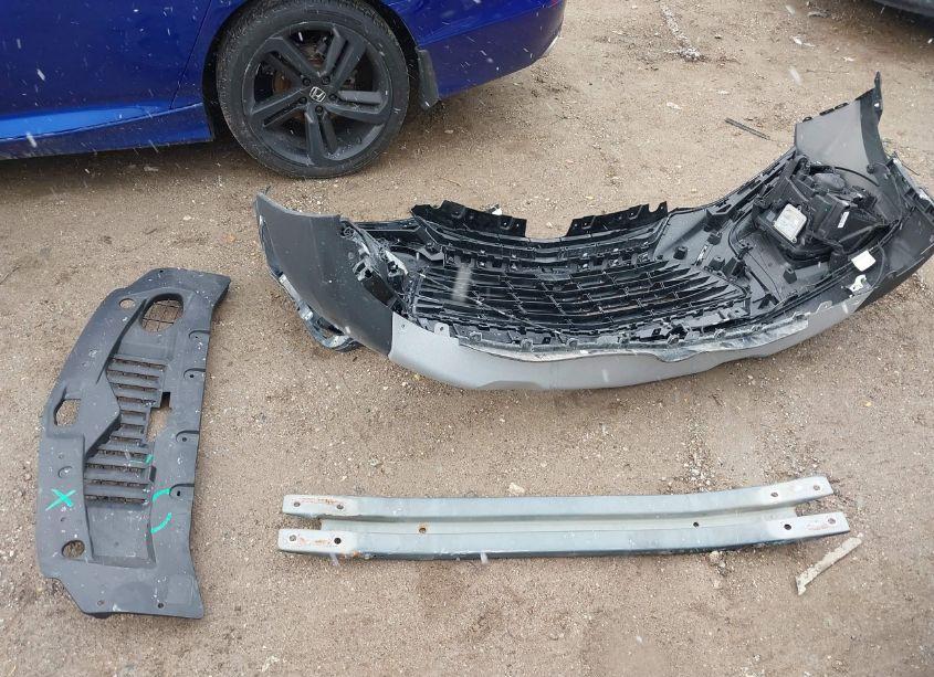 Photo 12 of 2020 Chevrolet Blazer FWD 2LT (VIN 3GNKBCRS7LS655401)