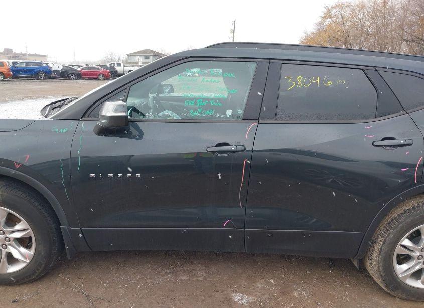 Photo 15 of 2020 Chevrolet Blazer FWD 2LT (VIN 3GNKBCRS7LS655401)