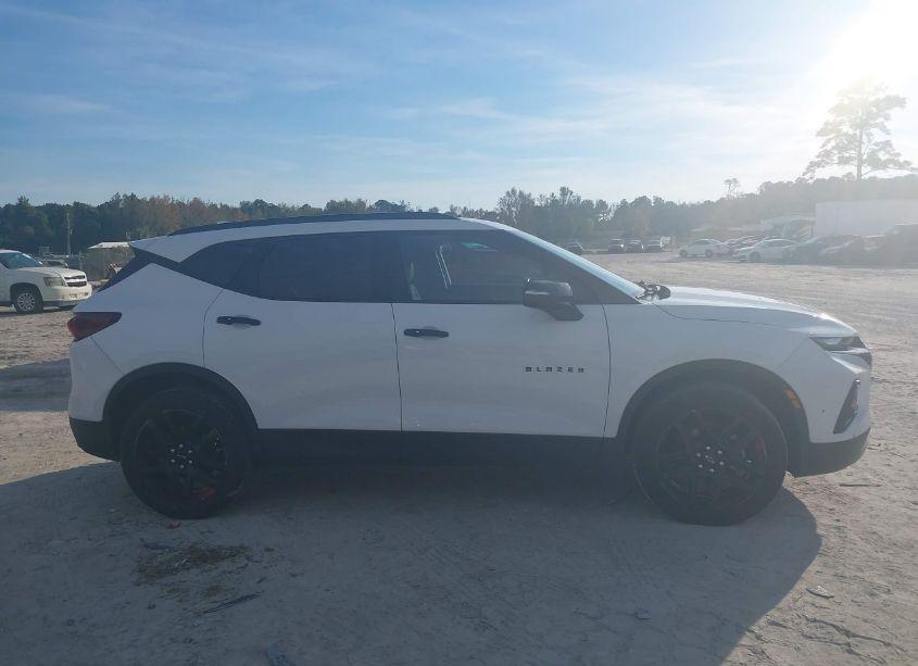 Photo 13 of 2020 Chevrolet Blazer FWD 2LT (VIN 3GNKBCRS7LS672764)