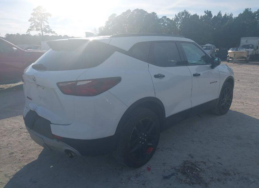 Photo 4 of 2020 Chevrolet Blazer FWD 2LT (VIN 3GNKBCRS7LS672764)