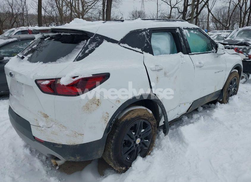 Photo 4 of 2021 Chevrolet Blazer FWD 2LT (VIN 3GNKBCRS7MS501854)
