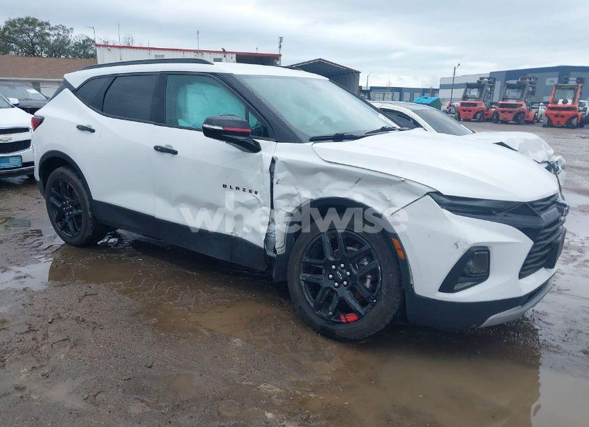 2021 Chevrolet Blazer FWD 2LT (VIN 3GNKBCRS7MS515379) main photo