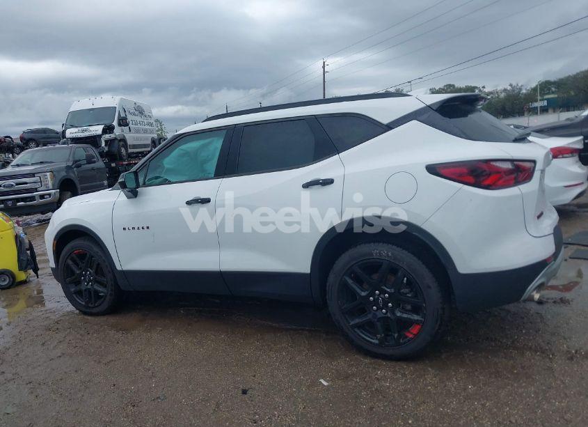 Photo 14 of 2021 Chevrolet Blazer FWD 2LT (VIN 3GNKBCRS7MS515379)