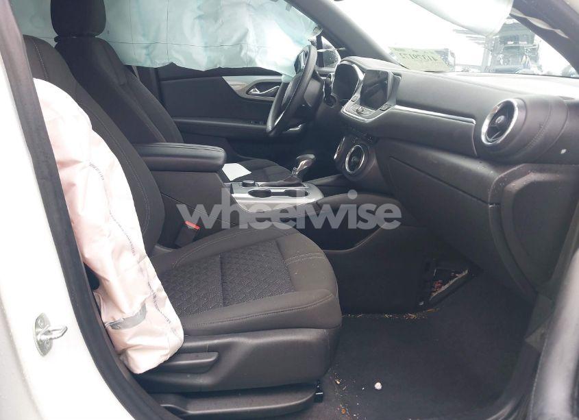 Photo 5 of 2021 Chevrolet Blazer FWD 2LT (VIN 3GNKBCRS7MS515379)