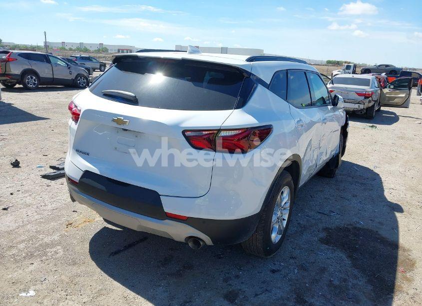 Photo 4 of 2021 Chevrolet Blazer FWD 2LT (VIN 3GNKBCRS7MS538791)