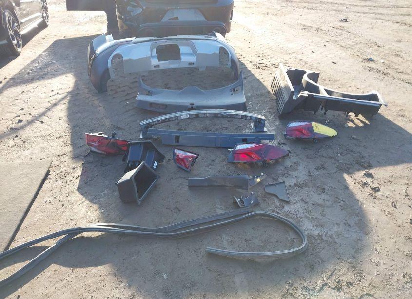 Photo 12 of 2021 Chevrolet Blazer FWD 2LT (VIN 3GNKBCRS7MS582774)