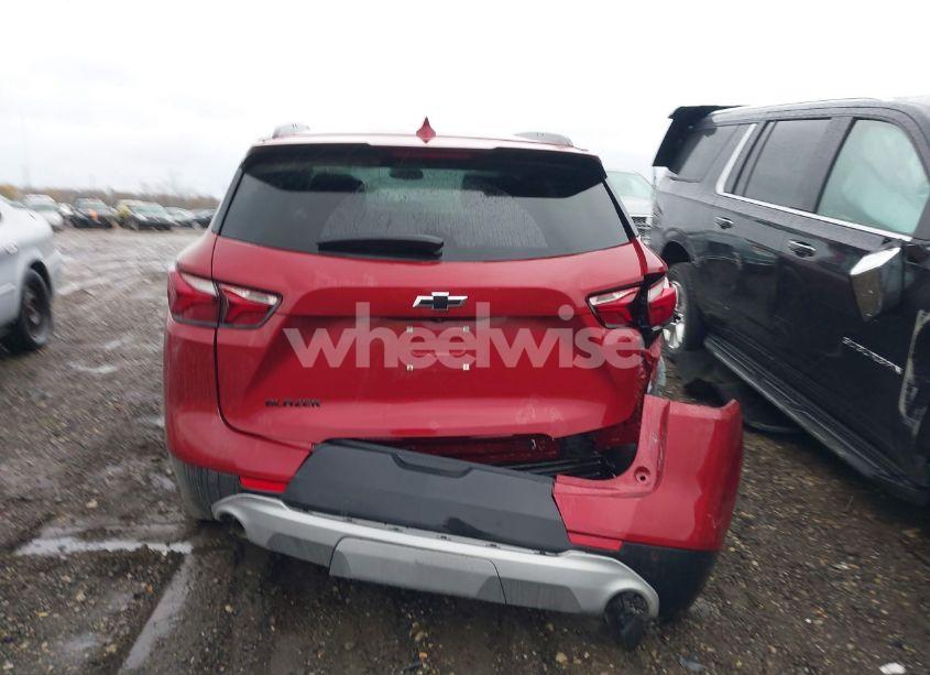 Photo 16 of 2020 Chevrolet Blazer FWD 2LT (VIN 3GNKBCRS8LS658727)