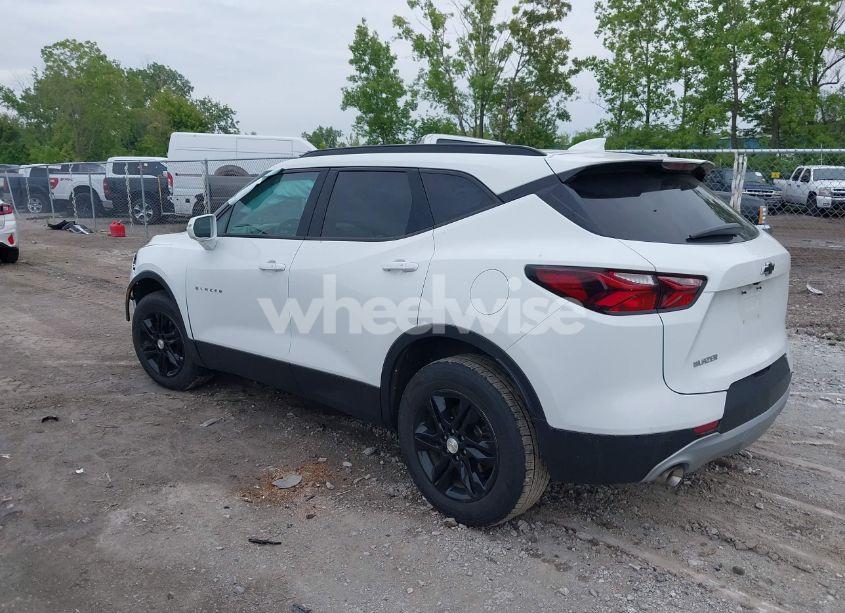 Photo 3 of 2020 Chevrolet Blazer FWD 2LT (VIN 3GNKBCRS8LS710020)