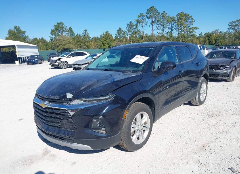 Photo 2 of 2021 Chevrolet Blazer FWD 2LT (VIN 3GNKBCRS8MS525466)