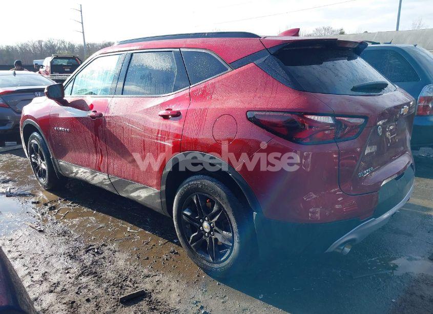 Photo 3 of 2020 Chevrolet Blazer FWD 2LT (VIN 3GNKBCRS9LS660809)