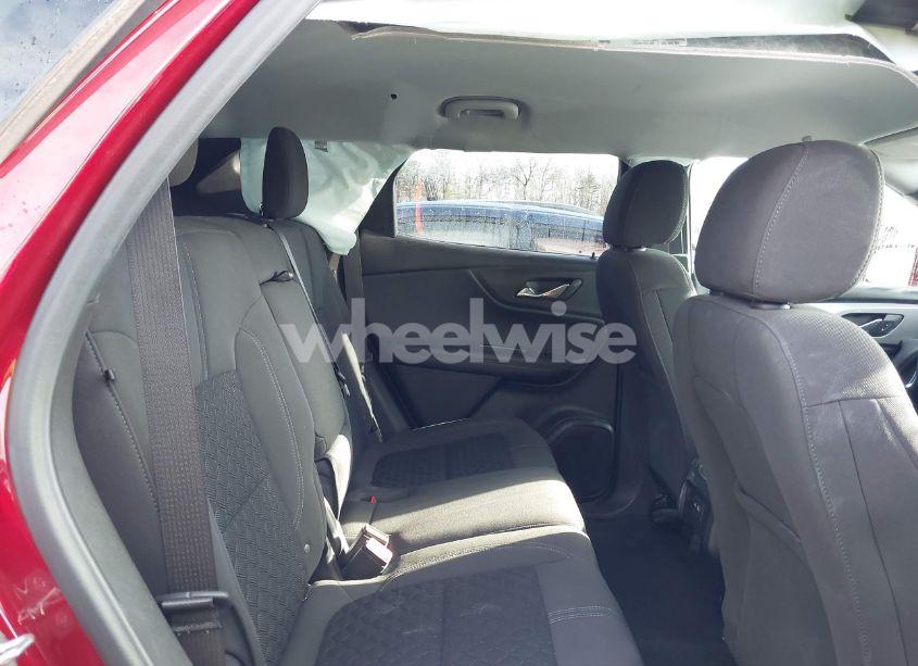 Photo 8 of 2020 Chevrolet Blazer FWD 2LT (VIN 3GNKBCRS9LS660809)