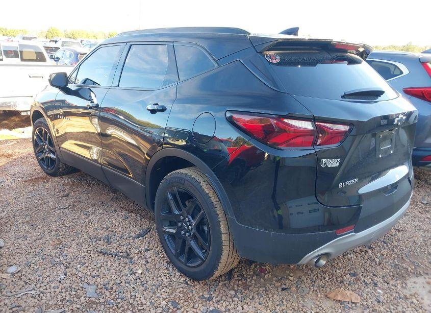 Photo 3 of 2021 Chevrolet Blazer FWD 2LT (VIN 3GNKBCRS9MS536640)