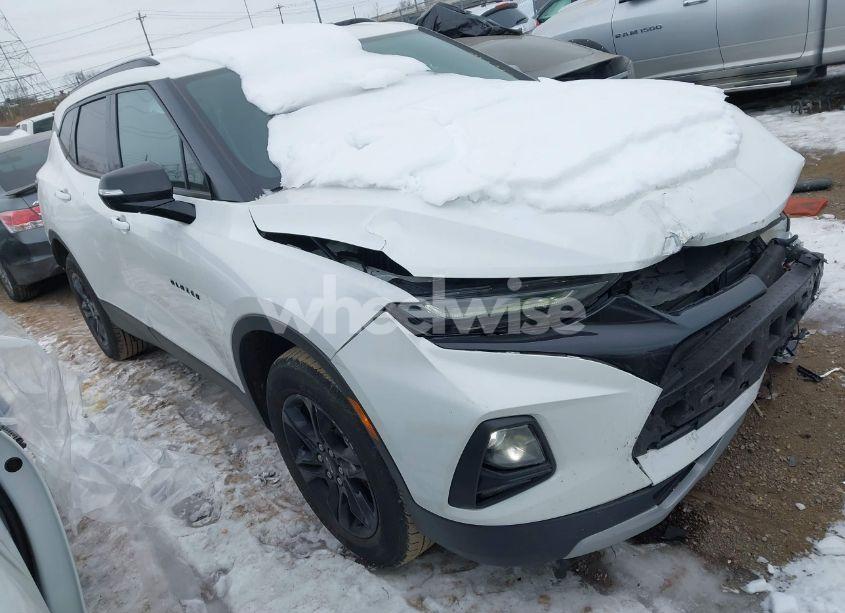 2021 Chevrolet Blazer FWD 2LT (VIN 3GNKBCRS9MS547850) main photo