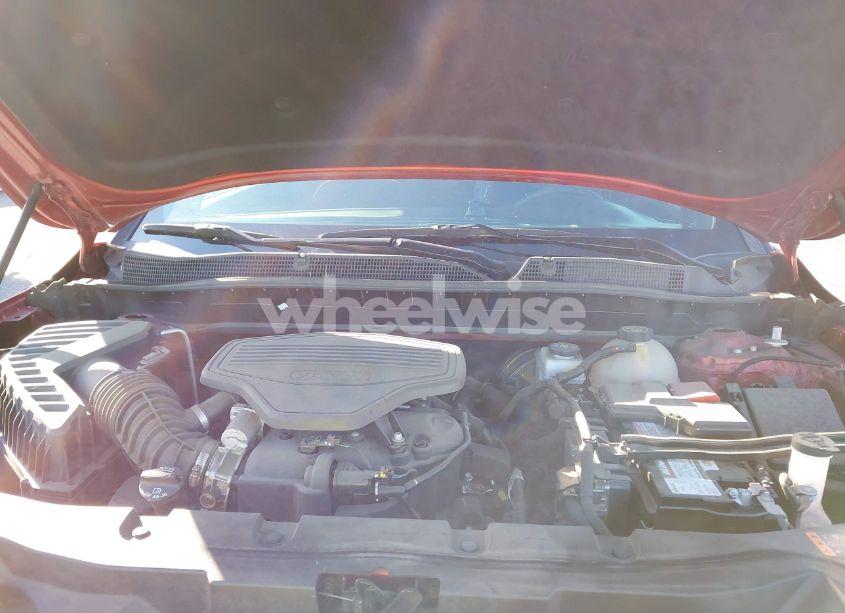 Photo 10 of 2021 Chevrolet Blazer FWD 2LT (VIN 3GNKBCRS9MS552935)