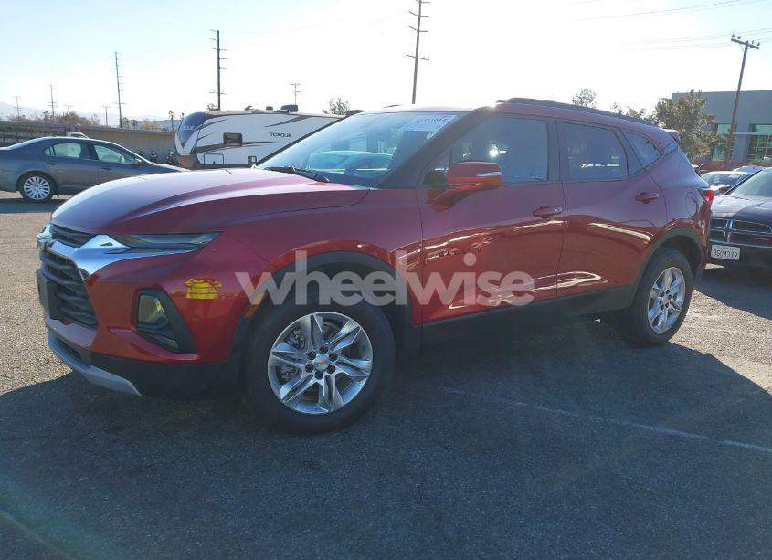 Photo 2 of 2021 Chevrolet Blazer FWD 2LT (VIN 3GNKBCRS9MS552935)
