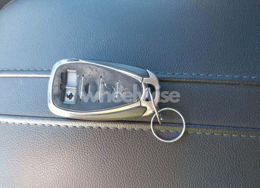 Photo 11 of 2019 Chevrolet Blazer (VIN 3GNKBCRSXKS690058)