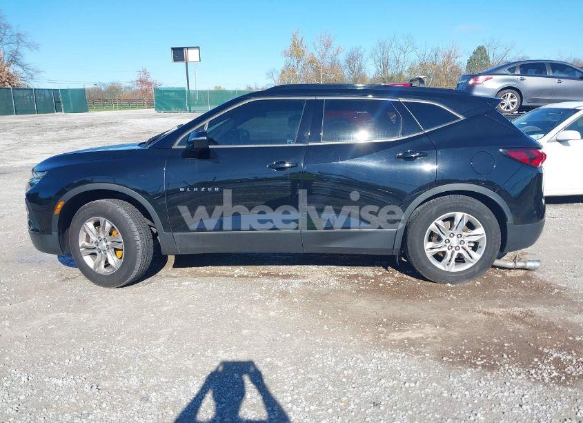 Photo 14 of 2019 Chevrolet Blazer (VIN 3GNKBCRSXKS690058)