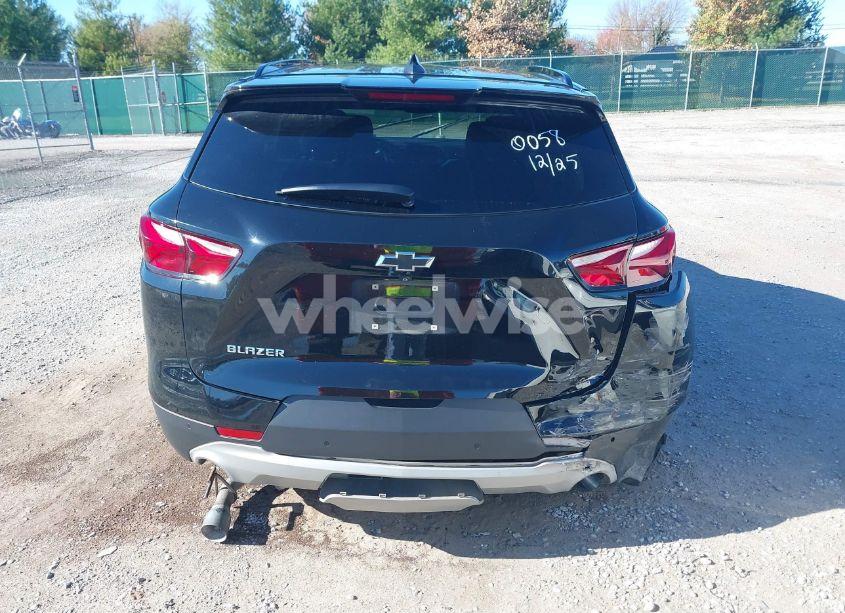 Photo 16 of 2019 Chevrolet Blazer (VIN 3GNKBCRSXKS690058)