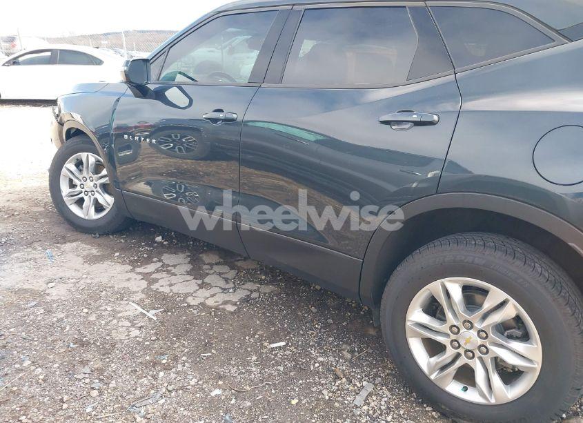 Photo 14 of 2019 Chevrolet Blazer (VIN 3GNKBCRSXKS696801)