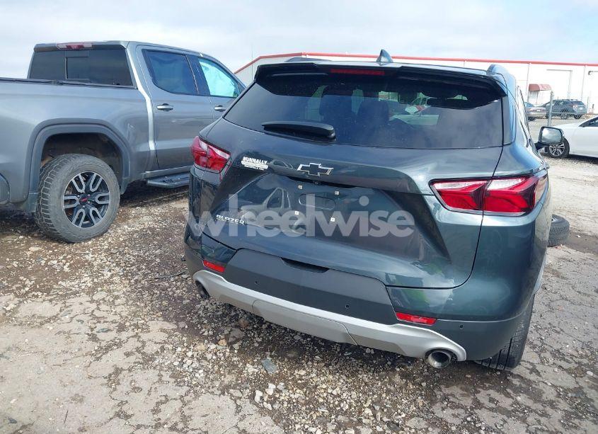 Photo 16 of 2019 Chevrolet Blazer (VIN 3GNKBCRSXKS696801)