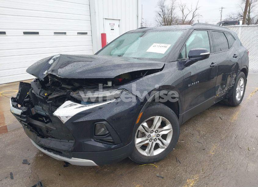 Photo 2 of 2020 Chevrolet Blazer FWD 2LT (VIN 3GNKBCRSXLS603096)