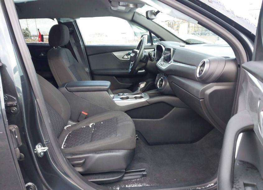 Photo 5 of 2020 Chevrolet Blazer FWD 2LT (VIN 3GNKBCRSXLS603258)