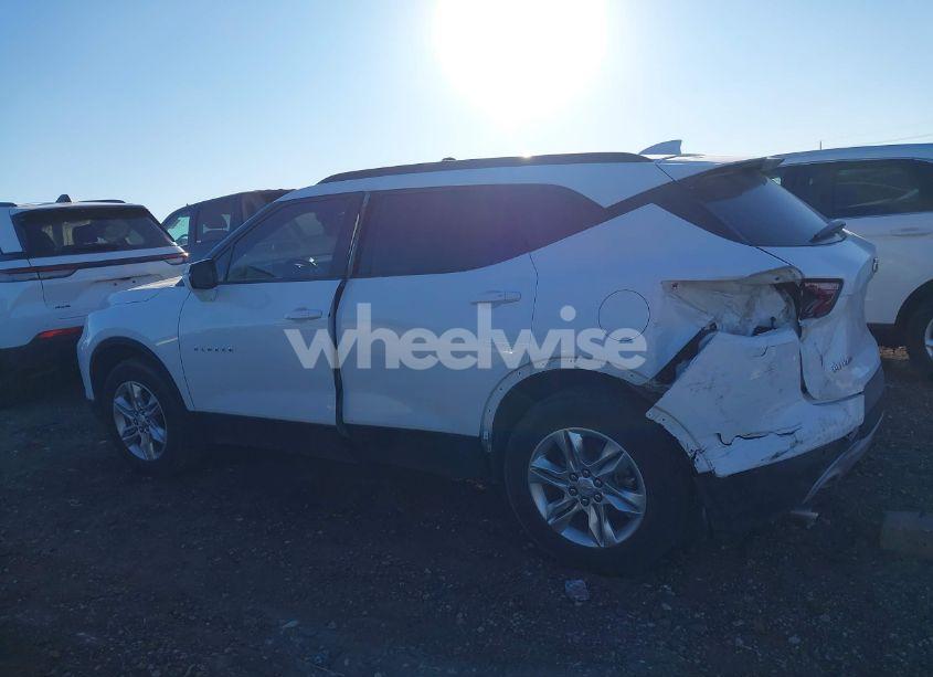 Photo 14 of 2021 Chevrolet Blazer FWD 2LT (VIN 3GNKBCRSXMS501377)