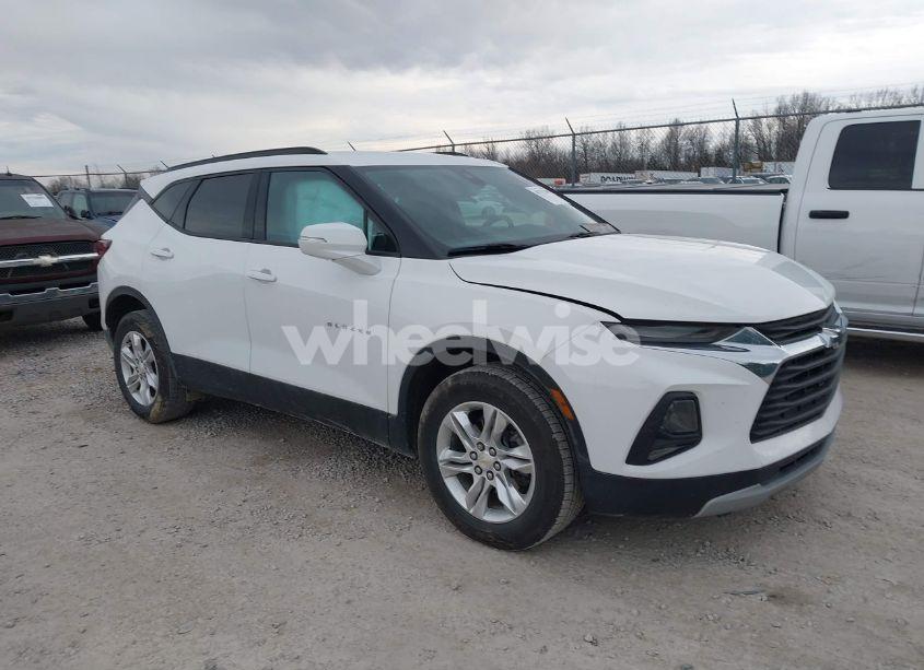 2021 Chevrolet Blazer FWD 2LT (VIN 3GNKBCRSXMS551244) main photo
