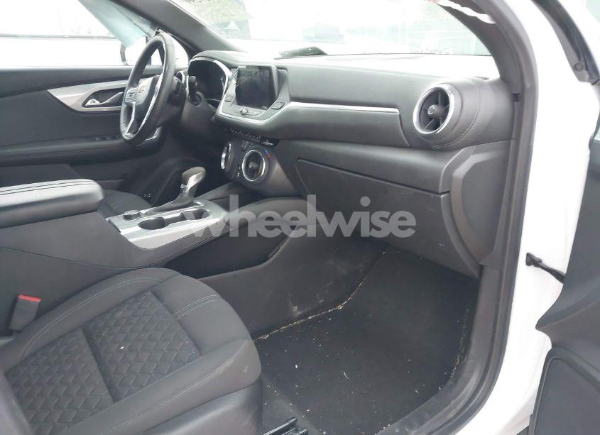 Photo 5 of 2021 Chevrolet Blazer FWD 2LT (VIN 3GNKBCRSXMS551244)