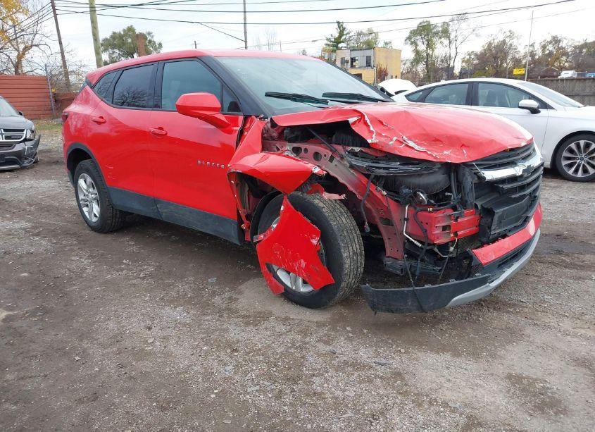 2021 Chevrolet Blazer FWD 2LT (VIN 3GNKBCRSXMS571624) main photo