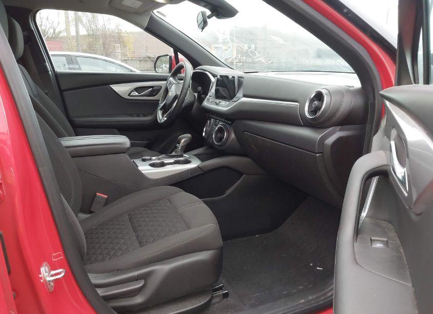 Photo 5 of 2021 Chevrolet Blazer FWD 2LT (VIN 3GNKBCRSXMS571624)