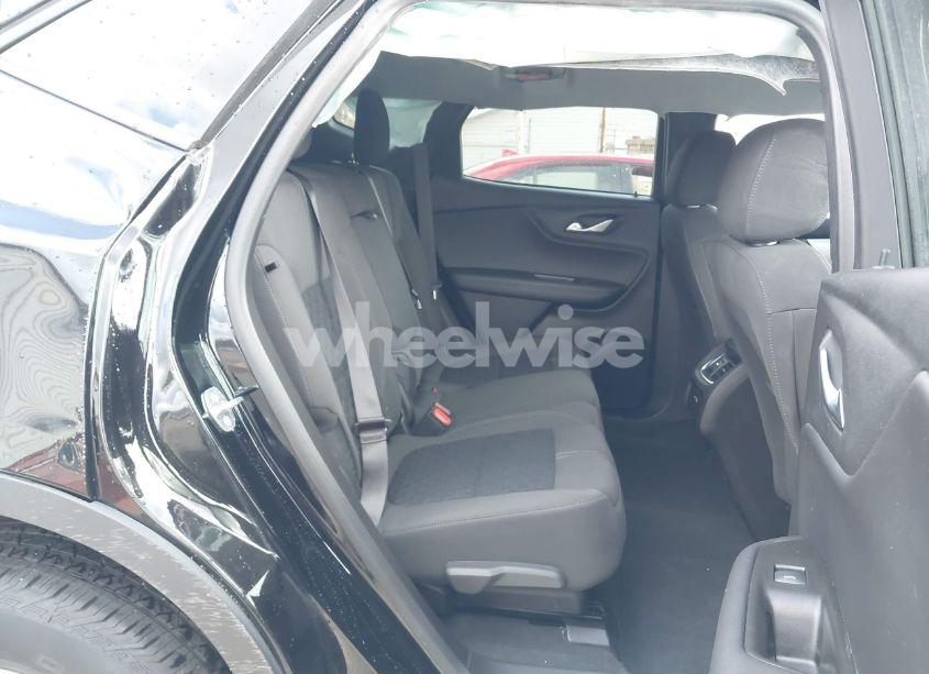 Photo 8 of 2021 Chevrolet Blazer FWD 2LT (VIN 3GNKBCRSXMS585331)