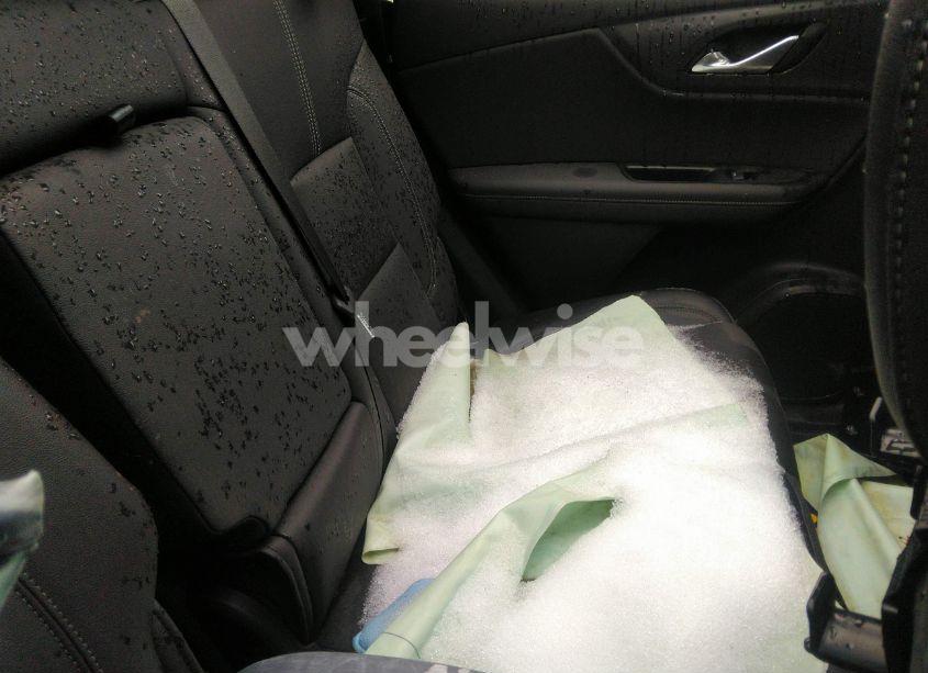 Photo 8 of 2023 Chevrolet Blazer FWD 3LT (VIN 3GNKBDR40PS229661)