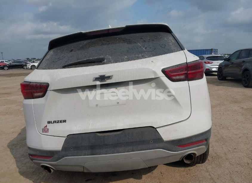Photo 17 of 2024 Chevrolet Blazer FWD 3LT (VIN 3GNKBDR43RS210038)