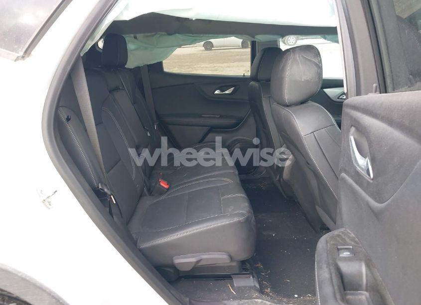 Photo 8 of 2024 Chevrolet Blazer FWD 3LT (VIN 3GNKBDR43RS210038)