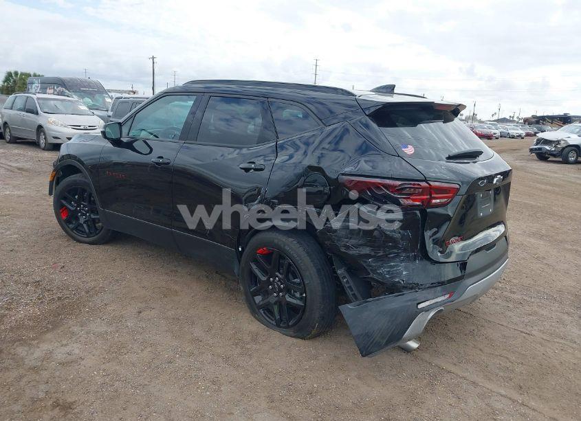 Photo 3 of 2023 Chevrolet Blazer FWD 3LT (VIN 3GNKBDR44PS148761)