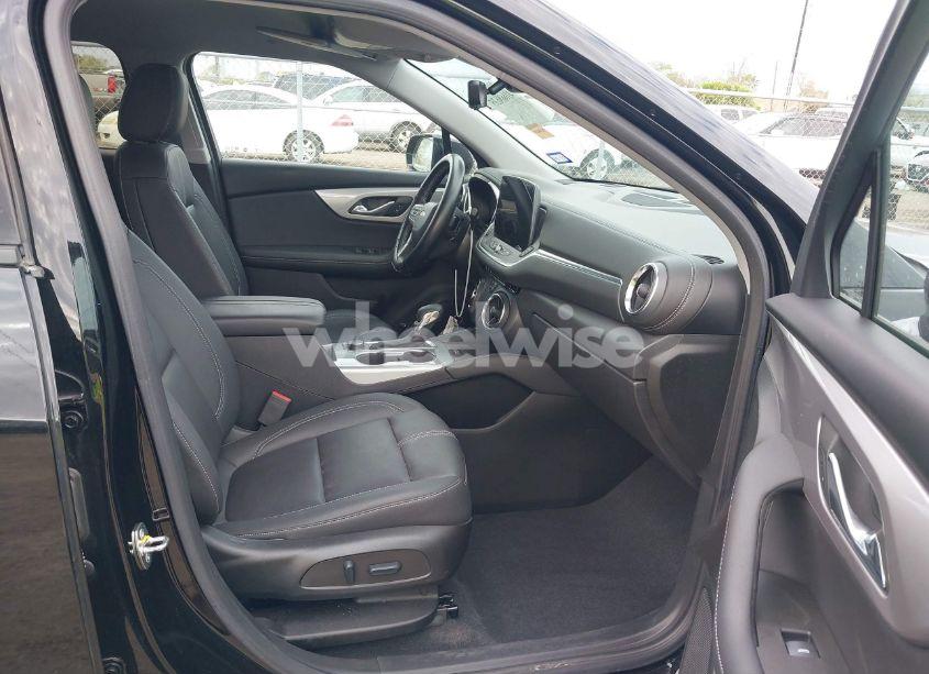 Photo 5 of 2023 Chevrolet Blazer FWD 3LT (VIN 3GNKBDR44PS148761)