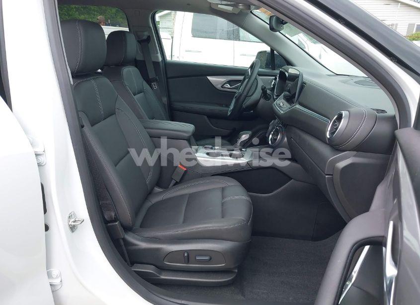 Photo 5 of 2024 Chevrolet Blazer FWD 3LT (VIN 3GNKBDR45RS195056)