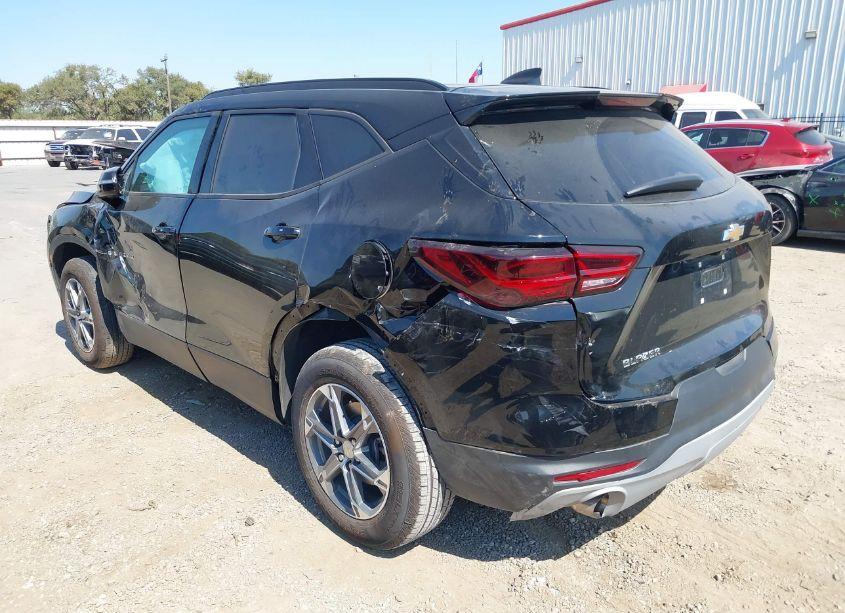Photo 3 of 2023 Chevrolet Blazer FWD 3LT (VIN 3GNKBDR46PS219135)