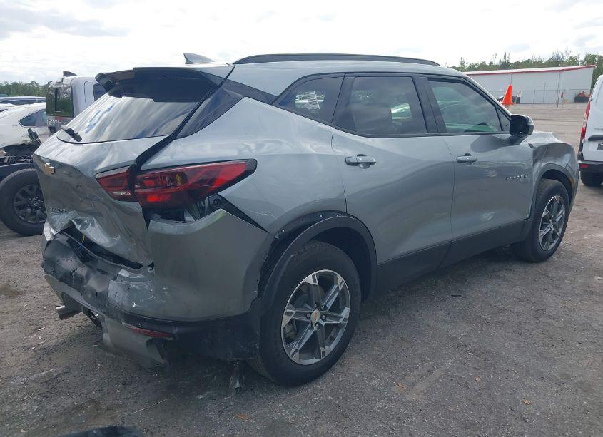 Photo 4 of 2024 Chevrolet Blazer FWD 3LT (VIN 3GNKBDR49RS169656)