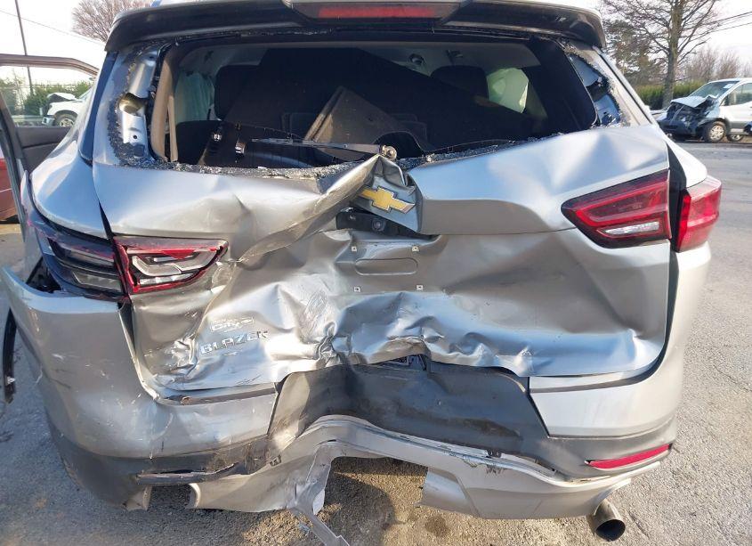 Photo 6 of 2023 Chevrolet Blazer FWD 3LT (VIN 3GNKBDR4XPS229635)