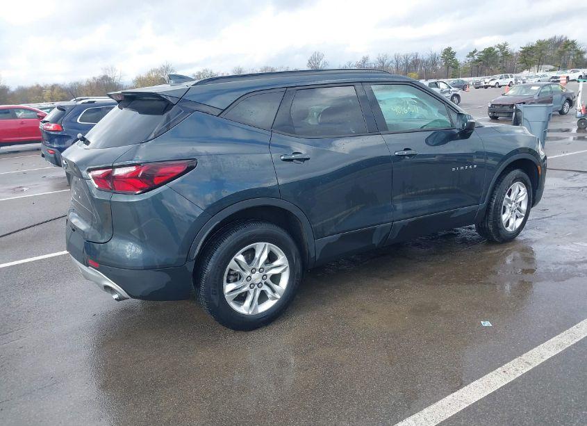 Photo 4 of 2019 Chevrolet Blazer (VIN 3GNKBDRS0KS611423)