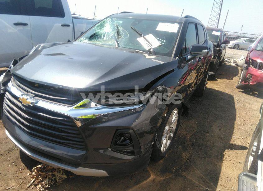 Photo 2 of 2022 Chevrolet Blazer FWD 3LT (VIN 3GNKBDRS0NS165505)