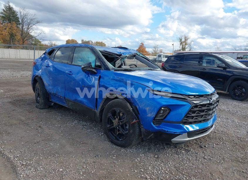 2024 Chevrolet Blazer FWD 3LT (VIN 3GNKBDRS0RS190894) main photo