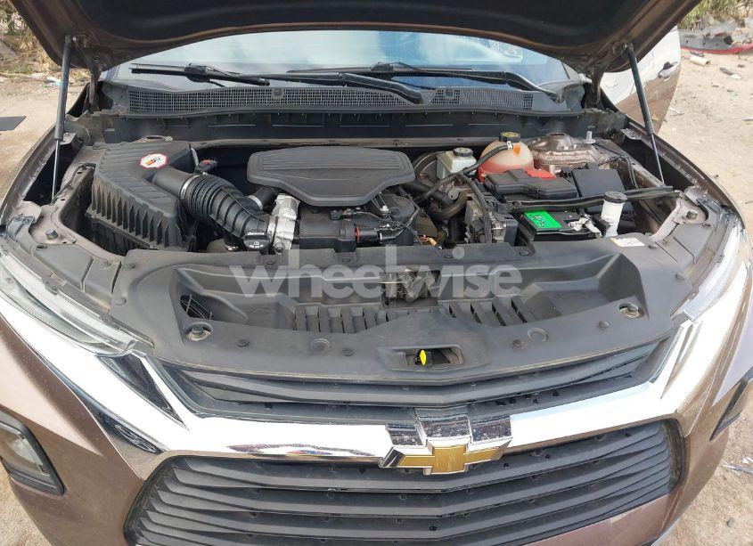 Photo 10 of 2019 Chevrolet Blazer (VIN 3GNKBDRS1KS599847)