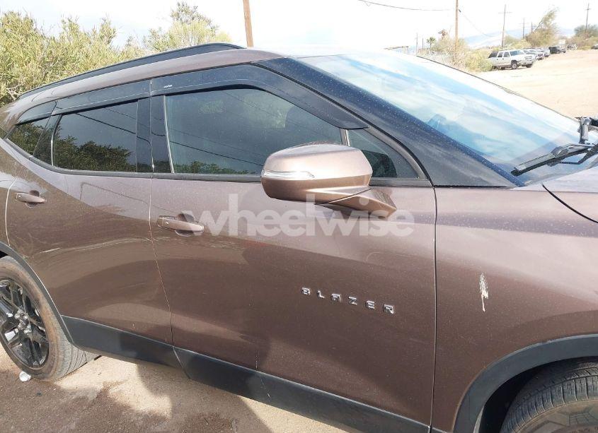 Photo 13 of 2019 Chevrolet Blazer (VIN 3GNKBDRS1KS599847)