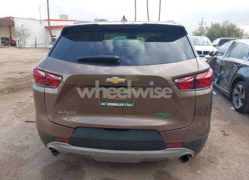 Photo 16 of 2019 Chevrolet Blazer (VIN 3GNKBDRS1KS599847)