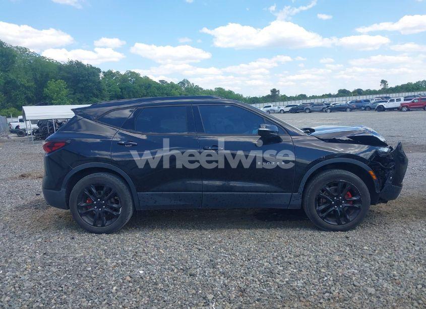 Photo 13 of 2019 Chevrolet Blazer (VIN 3GNKBDRS1KS666169)